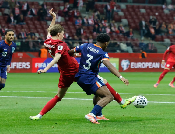 MOTM Pertandingan Polandia vs Belanda