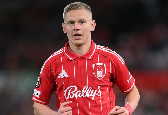 Oleksandr Zinchenko Cari Klub Baru Januari Ini